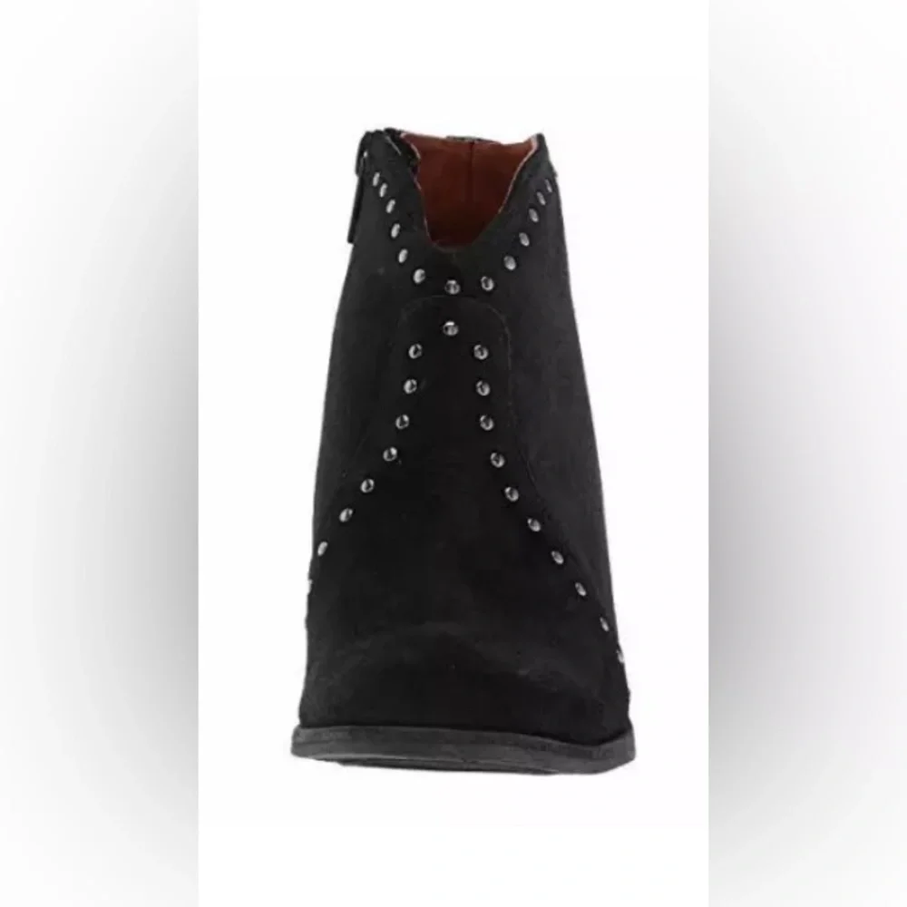 Frye® Nora Oiled Italian Black Leather Suede Stud Booties Block Heel size 9.5